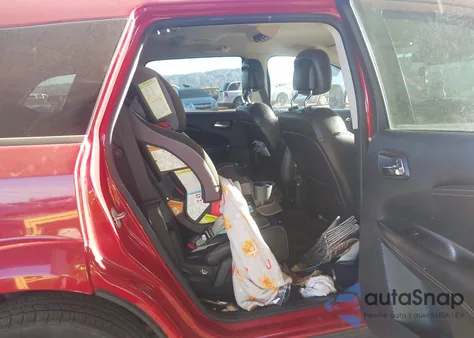 2018 Dodge Journey Crossroad from USA, damaged, VIN 3C4PDCGG0JT475482